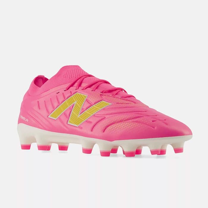 New Balance テケラ プロ Low HG/AG V5 ワイド ピンク