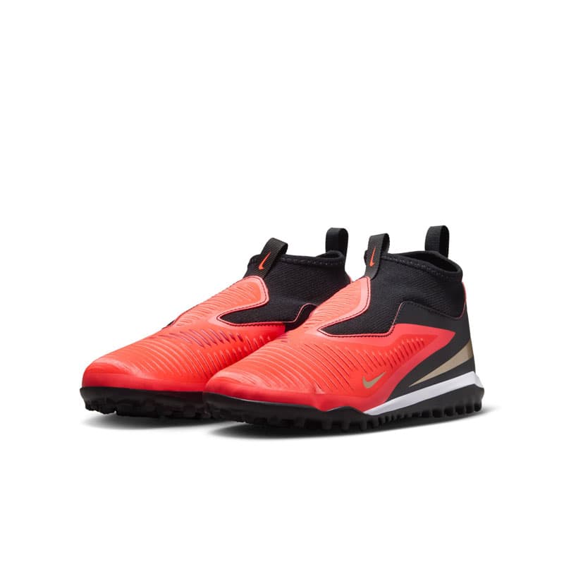 Nike ファントム 6 HIGH アカデミー TF