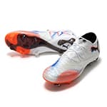 PUMA フューチャー 8 アルティメット LOW FG