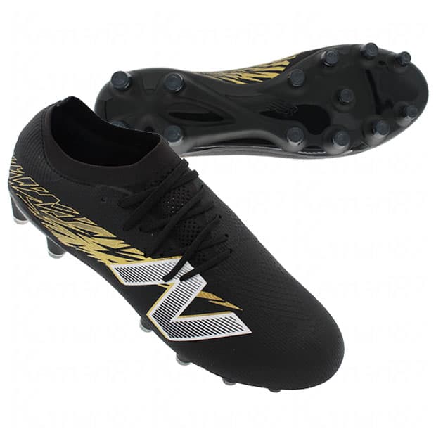 New Balance フューロン v8 エリート HG